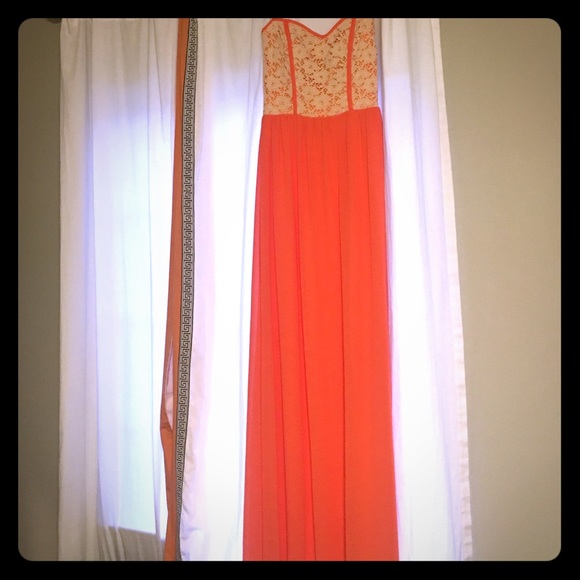 Lulu’s Coral and lace strapless maxi dress!
