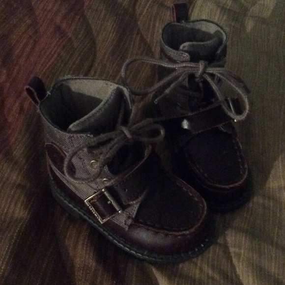 Infant size 5 polo boots