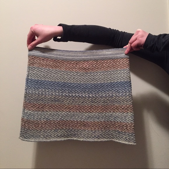 Banded mini skirt - missoni-ish print - Picture 3 of 3