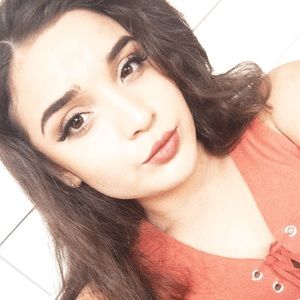 Meet your Posher, Milly