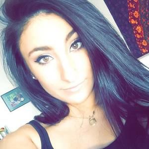 Meet your Posher, Brianna