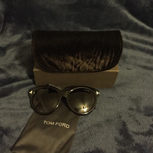 Sunglasses main image 4