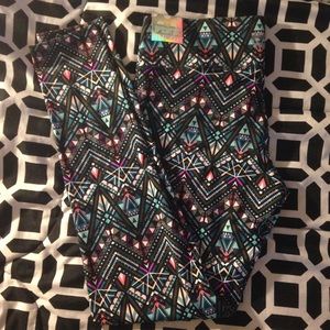NWT VS PINK ULTIMATE LEGGINGS