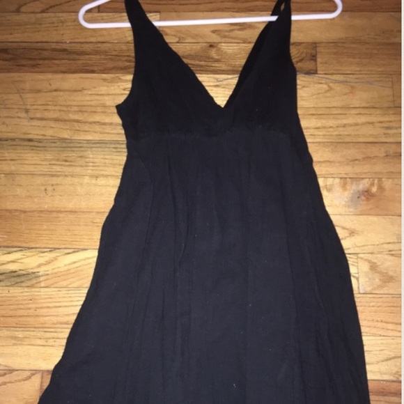 summer dress v cut - Picture 3 of 3