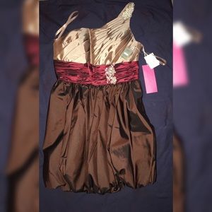 One Shoulder Brown and Wine Red accent dress!