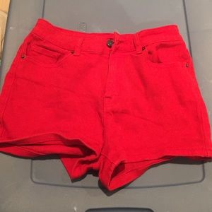 urban outfitters red shorts
