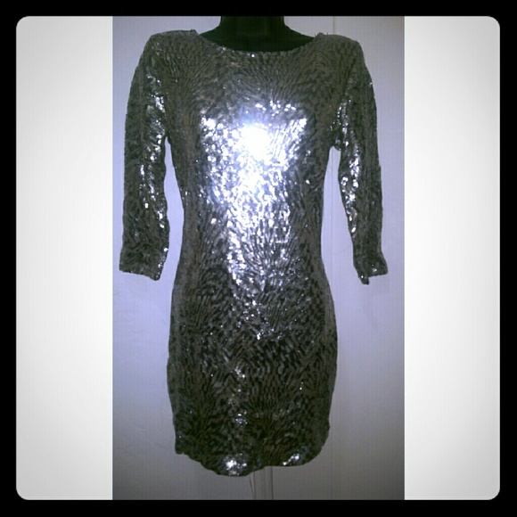 🆕 Angl Sequins Bodycon Dress Brand New with tags! - Picture 1 of 2