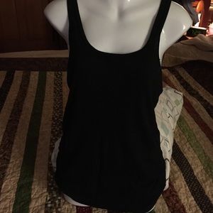 Black tank and grey tank set