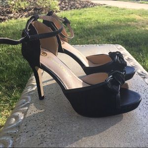 Lacy Black Heels With Bow and Ankle Strap