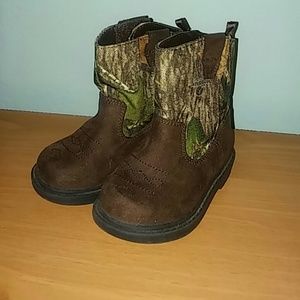 Toddler size 5 boots