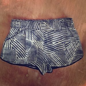 black and cream shorts size S