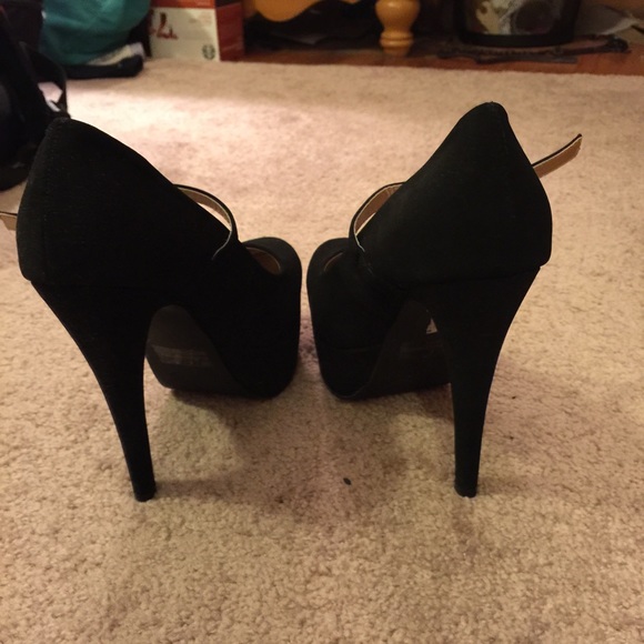Size 8 Charlotte Russe Mary Jane Platforms - Picture 3 of 4