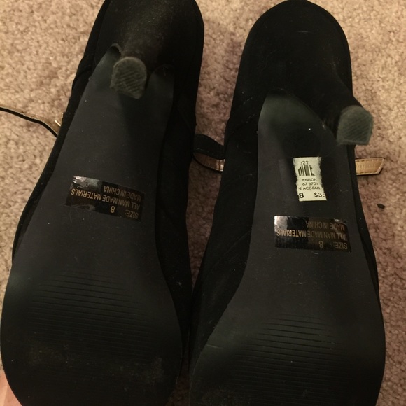 Size 8 Charlotte Russe Mary Jane Platforms - Picture 4 of 4