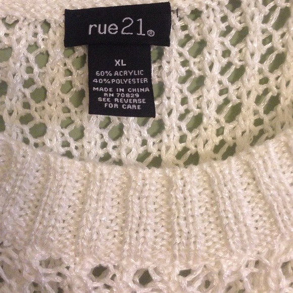 Sweater - Picture 3 of 3