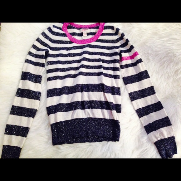 Striped sweater💜💙