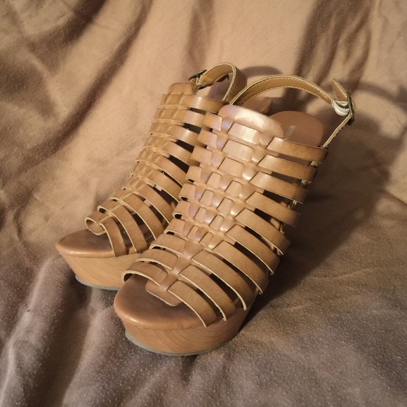 Mossimo strappy wedges