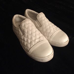 QUILTED SLIP ON SNEAKERS