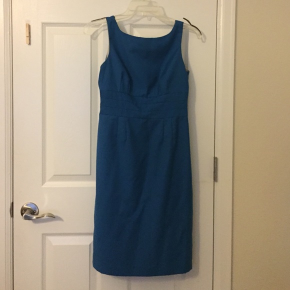 Banana Republic Dresses & Skirts - Banana Republic sheath dress