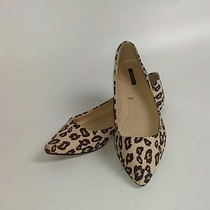 Pointy Leopard flats