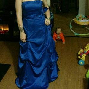 Bridesmaids dress/ prom dress
