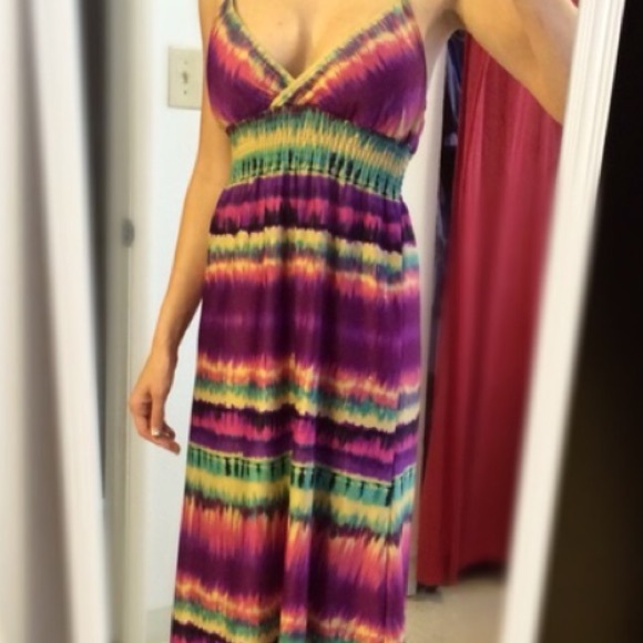 Colorful/Comfy maxi dress!