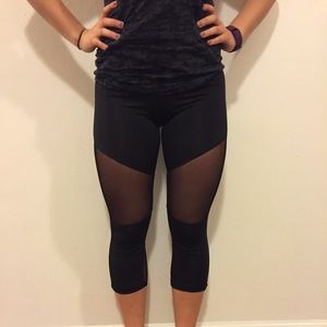 Mesh Workout Capris by Electric Yoga *FINAL PRICE*