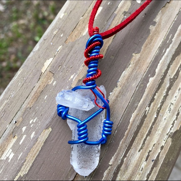 Clear Quartz Point Handmade Necklace 💙🇺🇸❤️