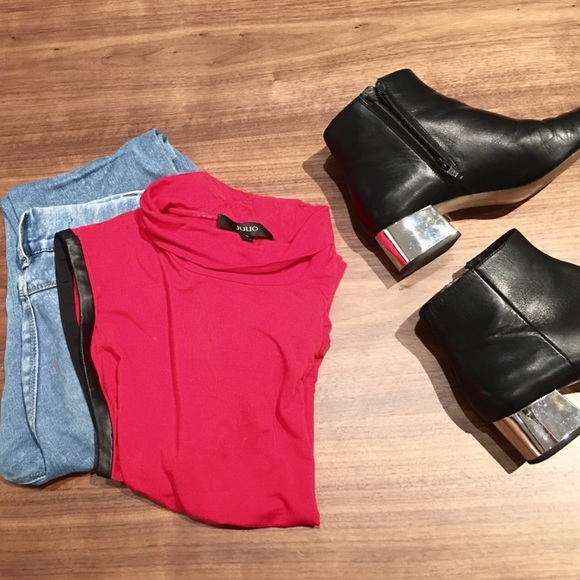 Red Turtleneck shirt
