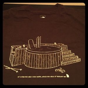 Men's North Face T-Shirt Size Large