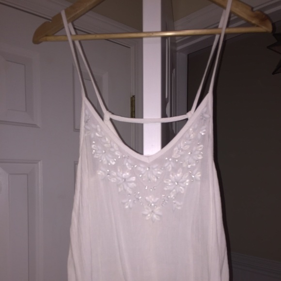 A&F-White flowy tank top w/ cute detailed beading - Picture 2 of 4