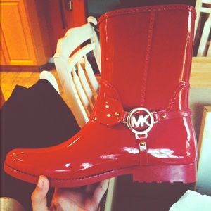 Michael Kors Fulton Harness Rubber Rain  Boots