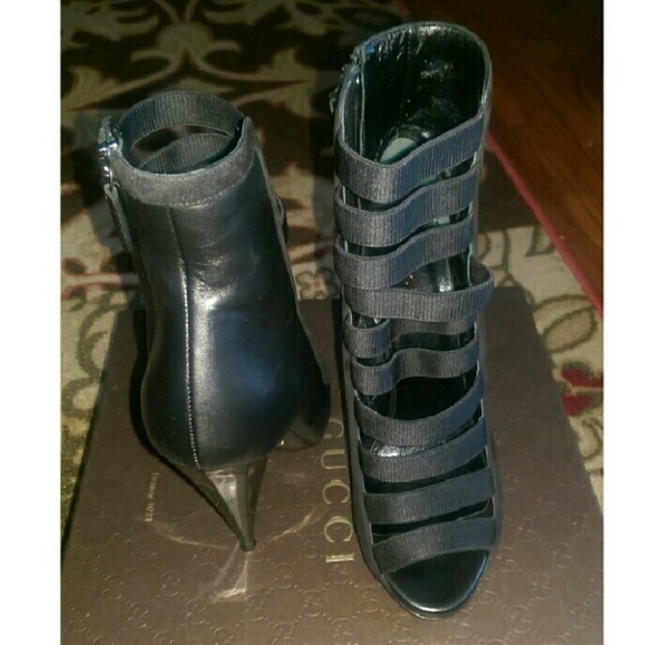 SOLD‼️Gucci Kid Scam Black Leather Bootie, Size 7 - Picture 2 of 4