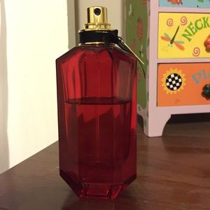 VS Very Sexy Perfume