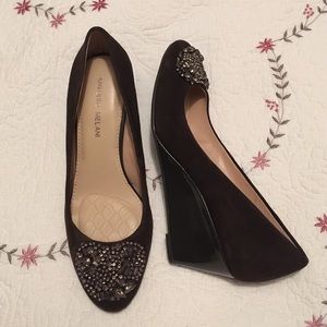 Brown wedge heel shoes