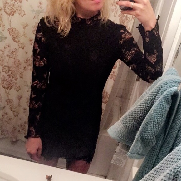 SALE black dress 💋💋 - Picture 2 of 4