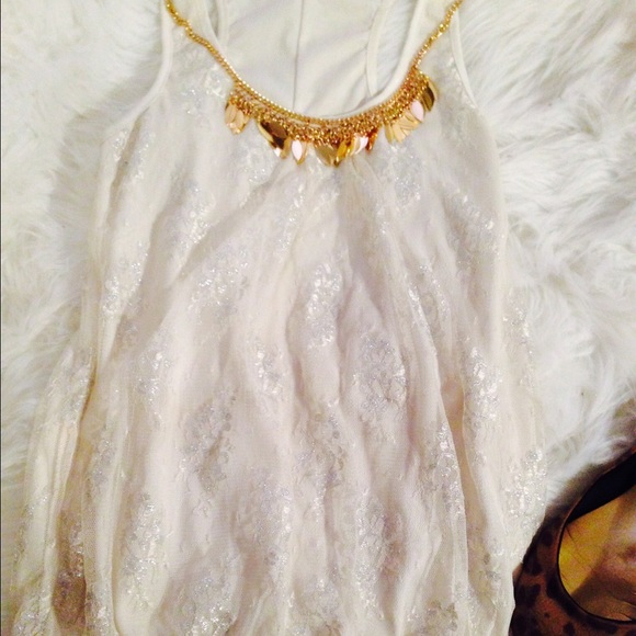 White & Silver Tank💍