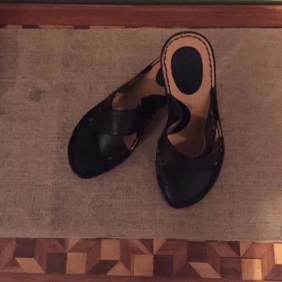 Leather sandals
