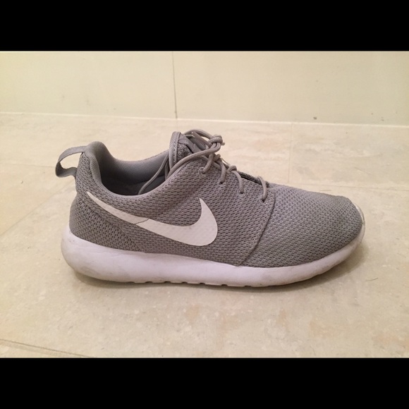 Roshe run "wolf grey"