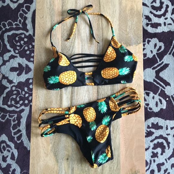 Brandless Pineapple print bikini TOP ONLY