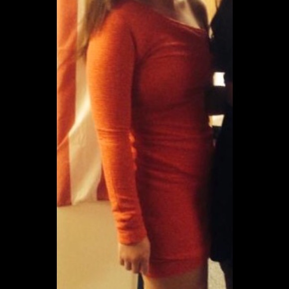 Red bodycon BCBGeneration dress - Picture 3 of 3