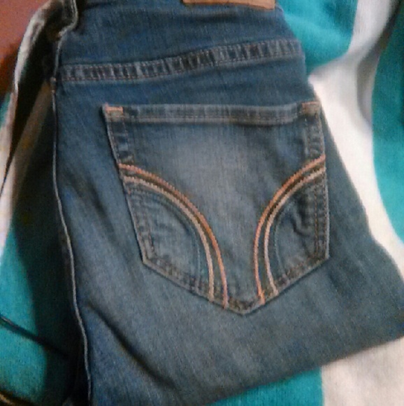 Hollister jeans size 0 20$