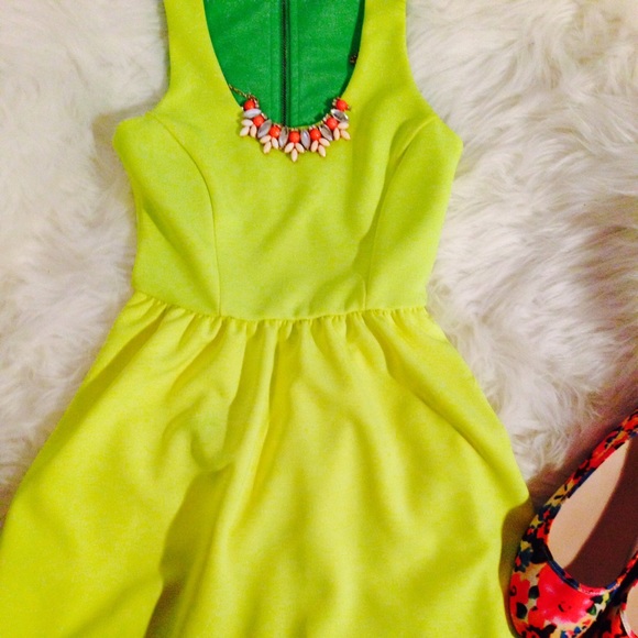 NEON Yellow Fun Skater Dress!💛💚