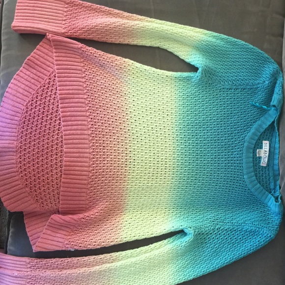 Rainbow billabong sweater