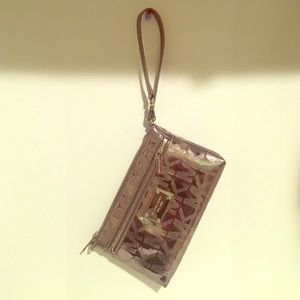 Michael kors wristlet