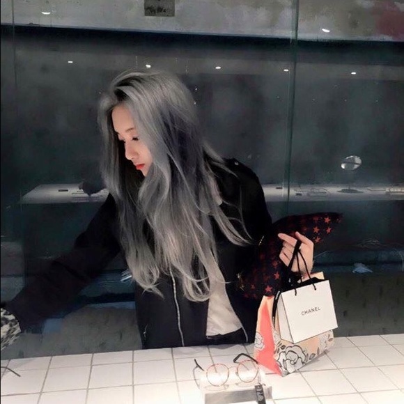 Meet your Posher, Gayoung