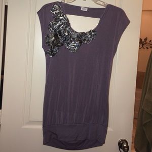 Grey blouse with drop back, silver bow