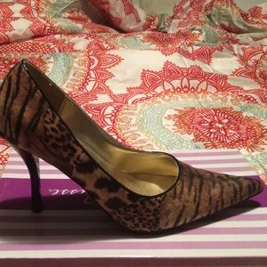 Leopard shoes