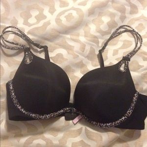 Black Victoria's Secret Bra