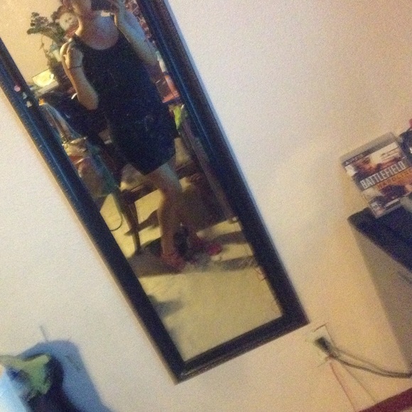 Lbd - Picture 3 of 3