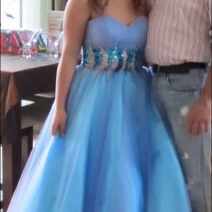 Prom dress